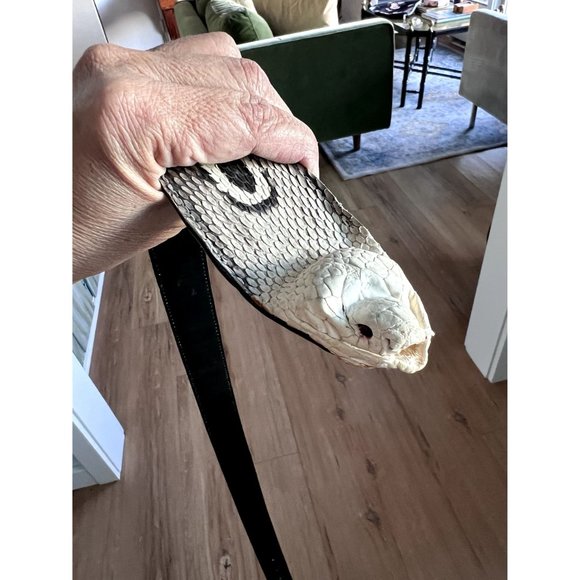 Vintage White Black Cobra Belt - Real Cobra? / Eclectic Cos Play - Picture 6 of 7